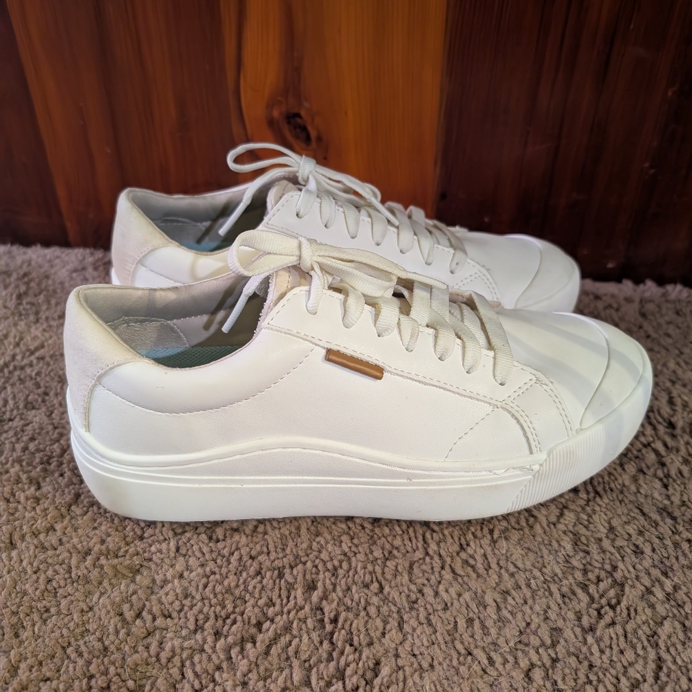 Dr. Scholl's white sneakers
